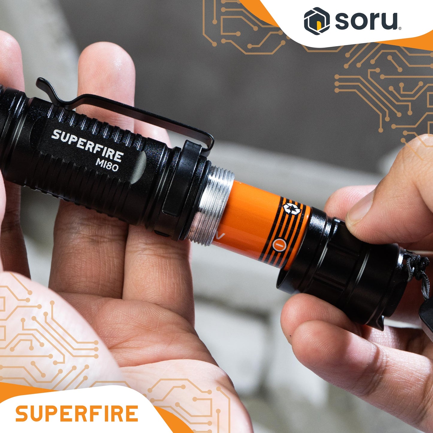 SUPERFIRE Senter LED Flashlight Waterproof 300 Lumens 1400mAh SFMI80